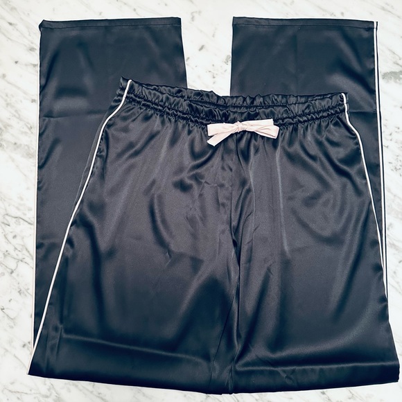 Victoria’s Secret Satin Pajama Pants S NEW - Picture 2 of 4